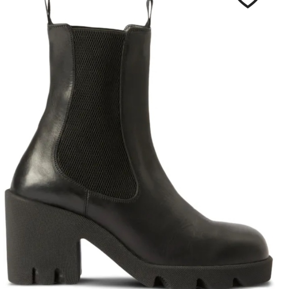 Burberry Leather Chelsea Black Mid-Calf Heeled Boots Womens sz EU 36 / 6 NIB